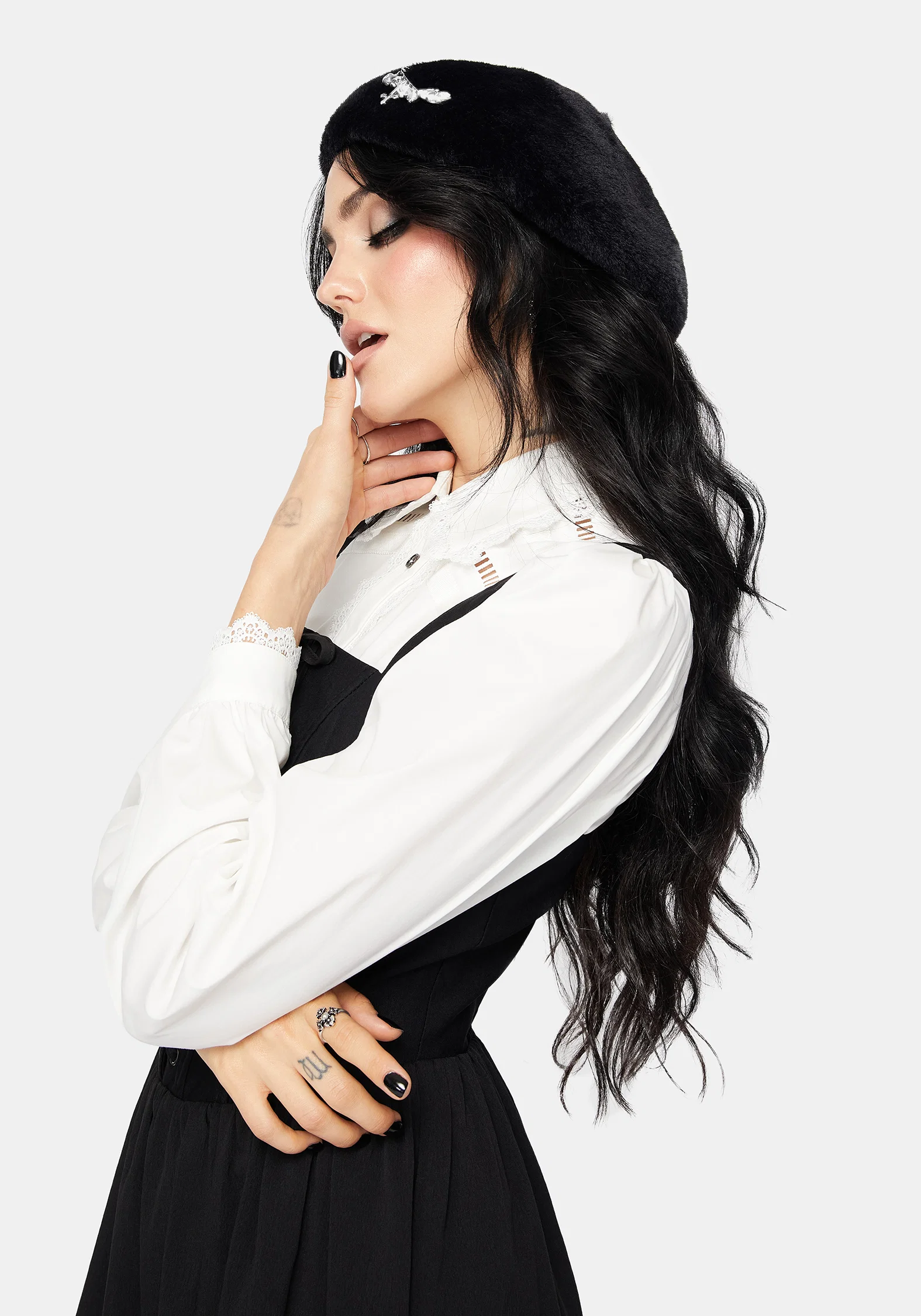 Selena Beret - Image 3