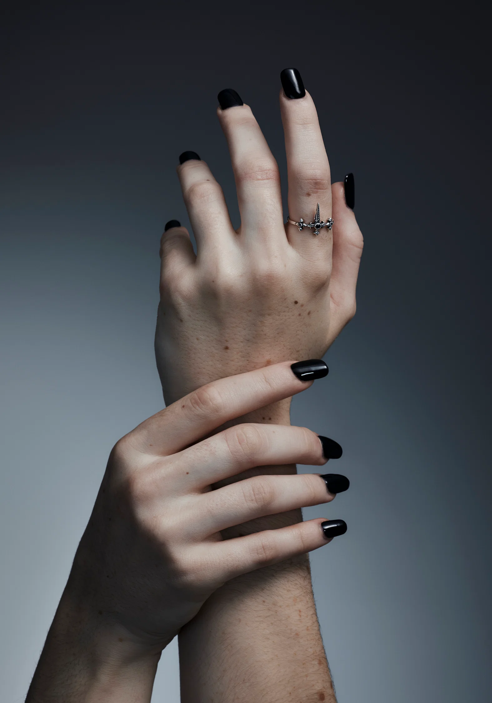Sica Sterling Silver Black Spinel Ring - Image 4