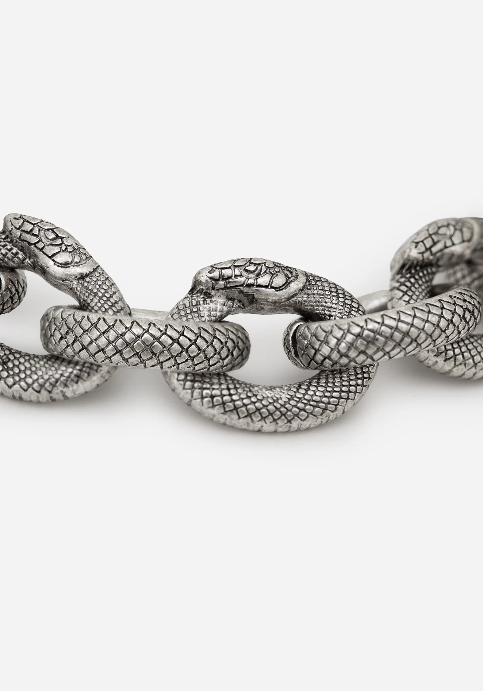 Silas Twisted Snake Chain Bracelet - Image 2