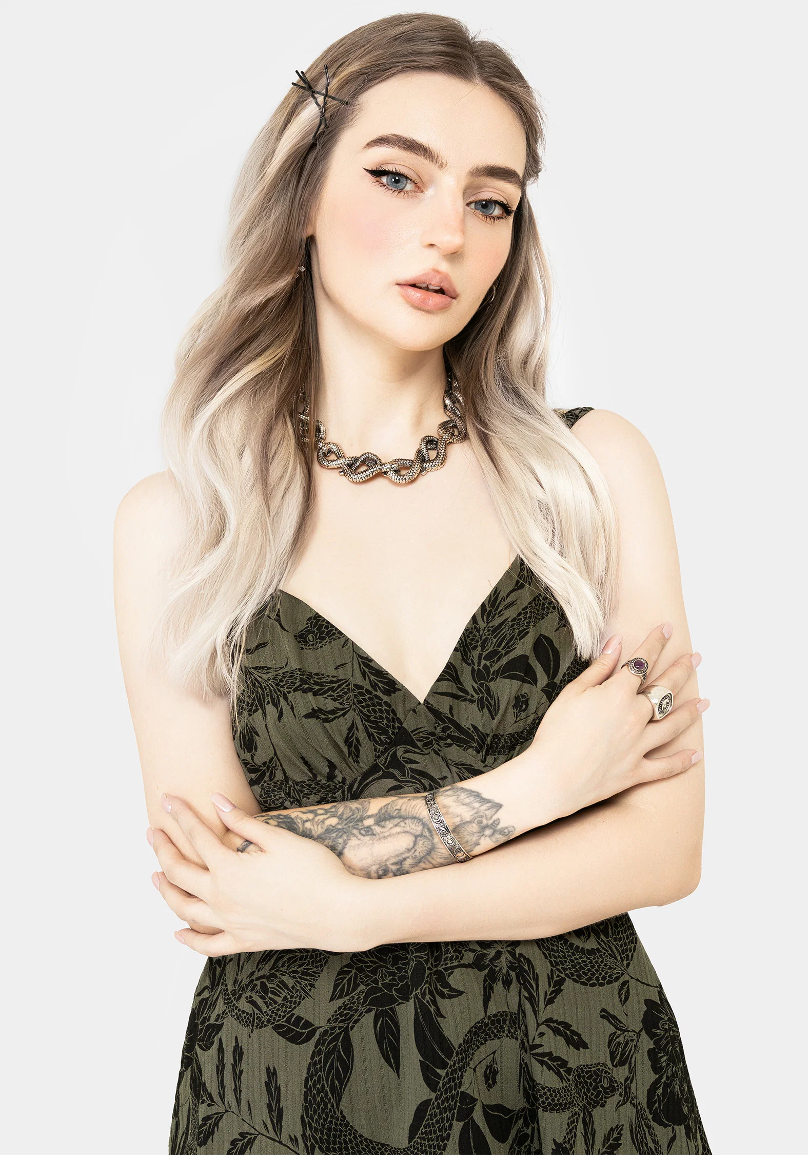 Silas Twisted Snake Choker - Image 4
