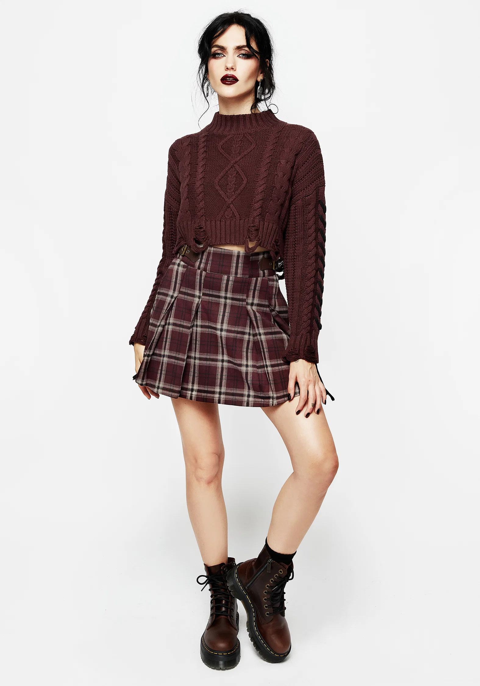 Skulk Distressed Cable Knit Crop Jumper - Image 5