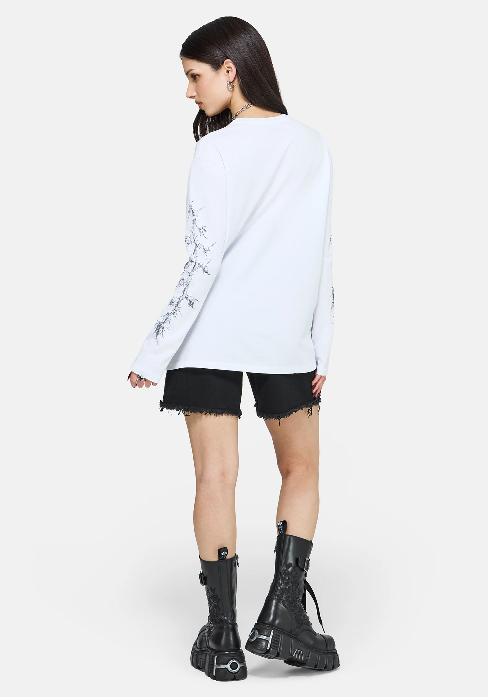 Skulla Long Sleeve Oversized T-Shirt - Image 4