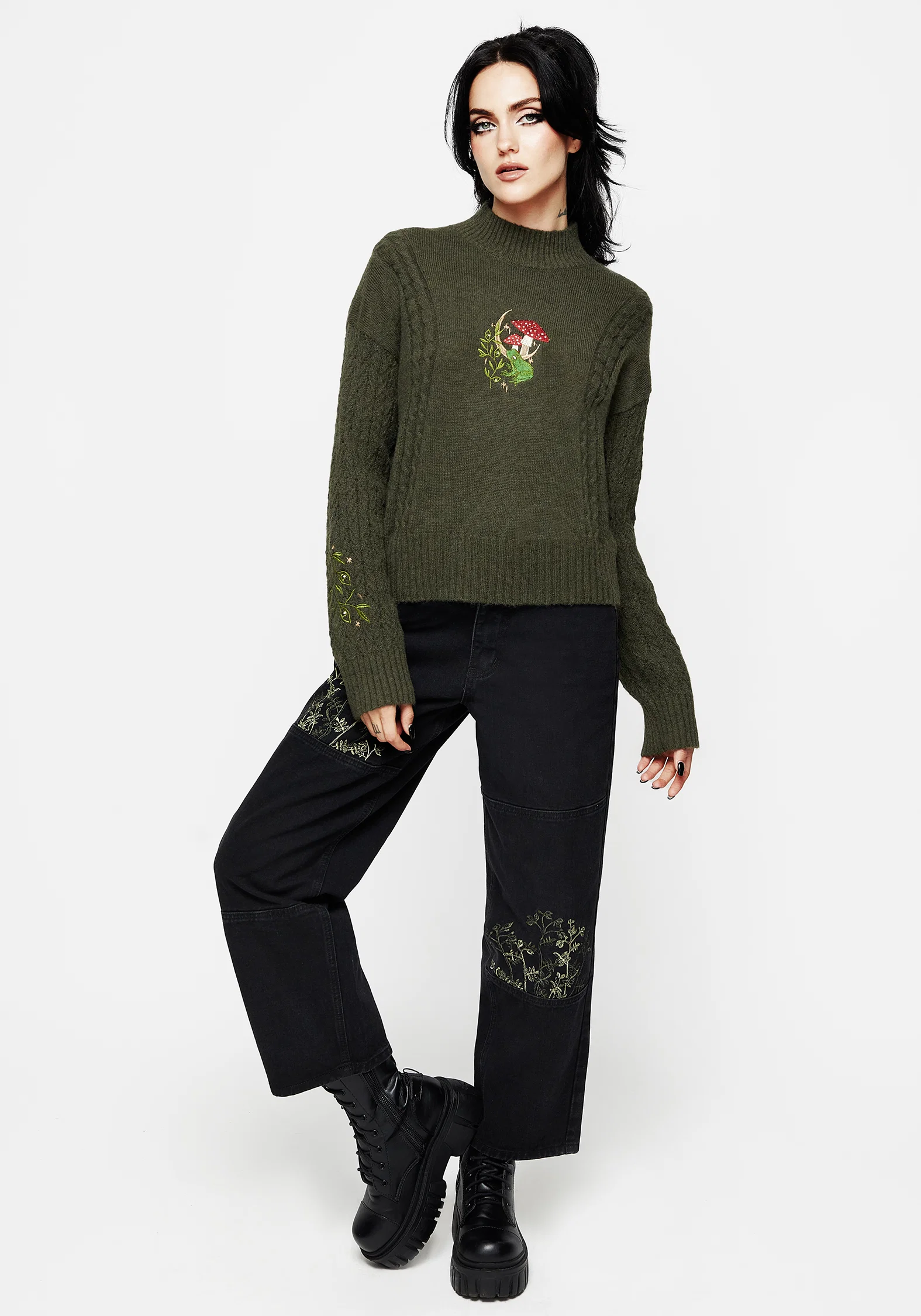 Swamplife Embroidered Cable Knit Relaxed Jumper - Image 4