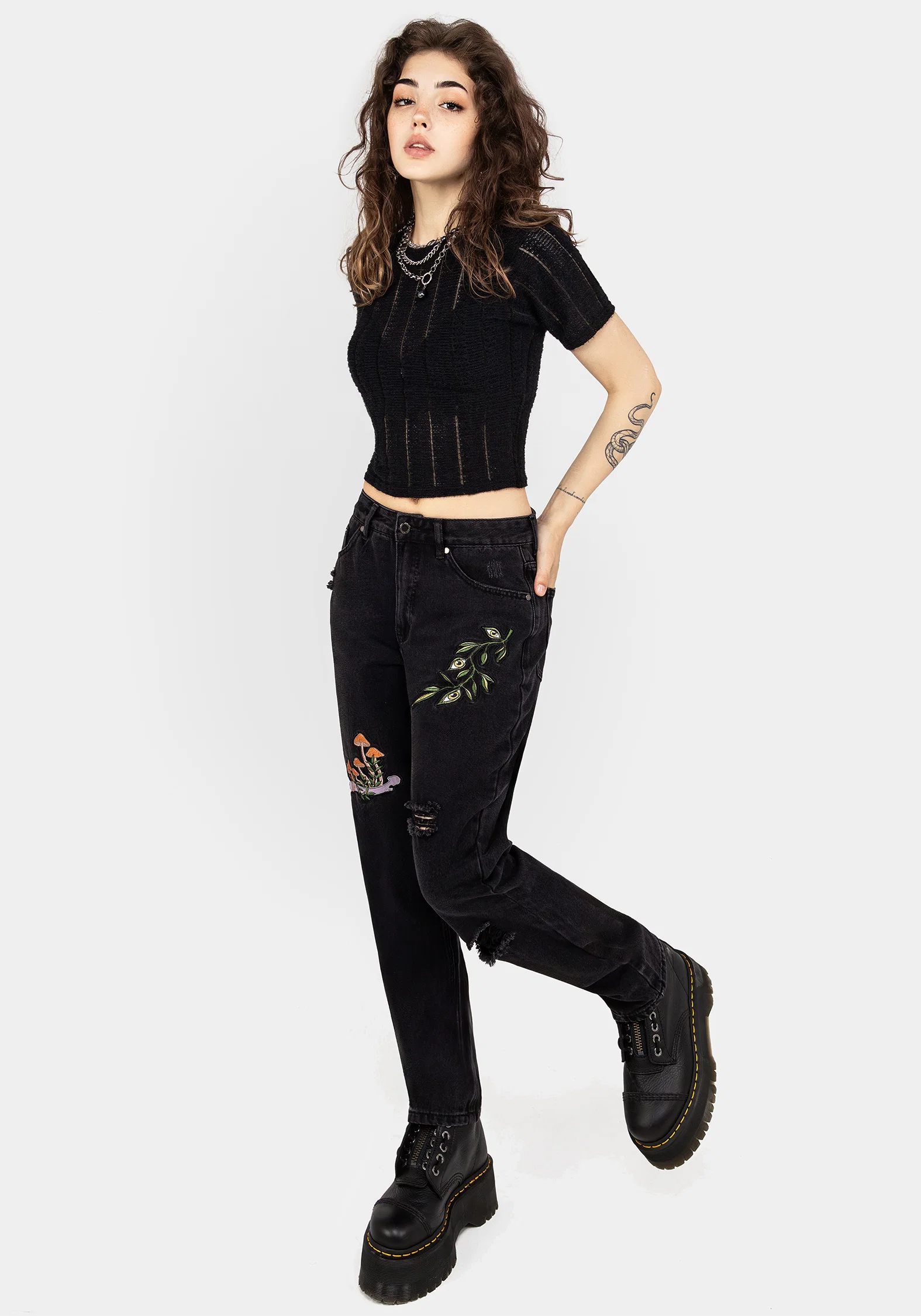 Swamplife Frog Embroidered Distressed Mom Jeans - Image 6