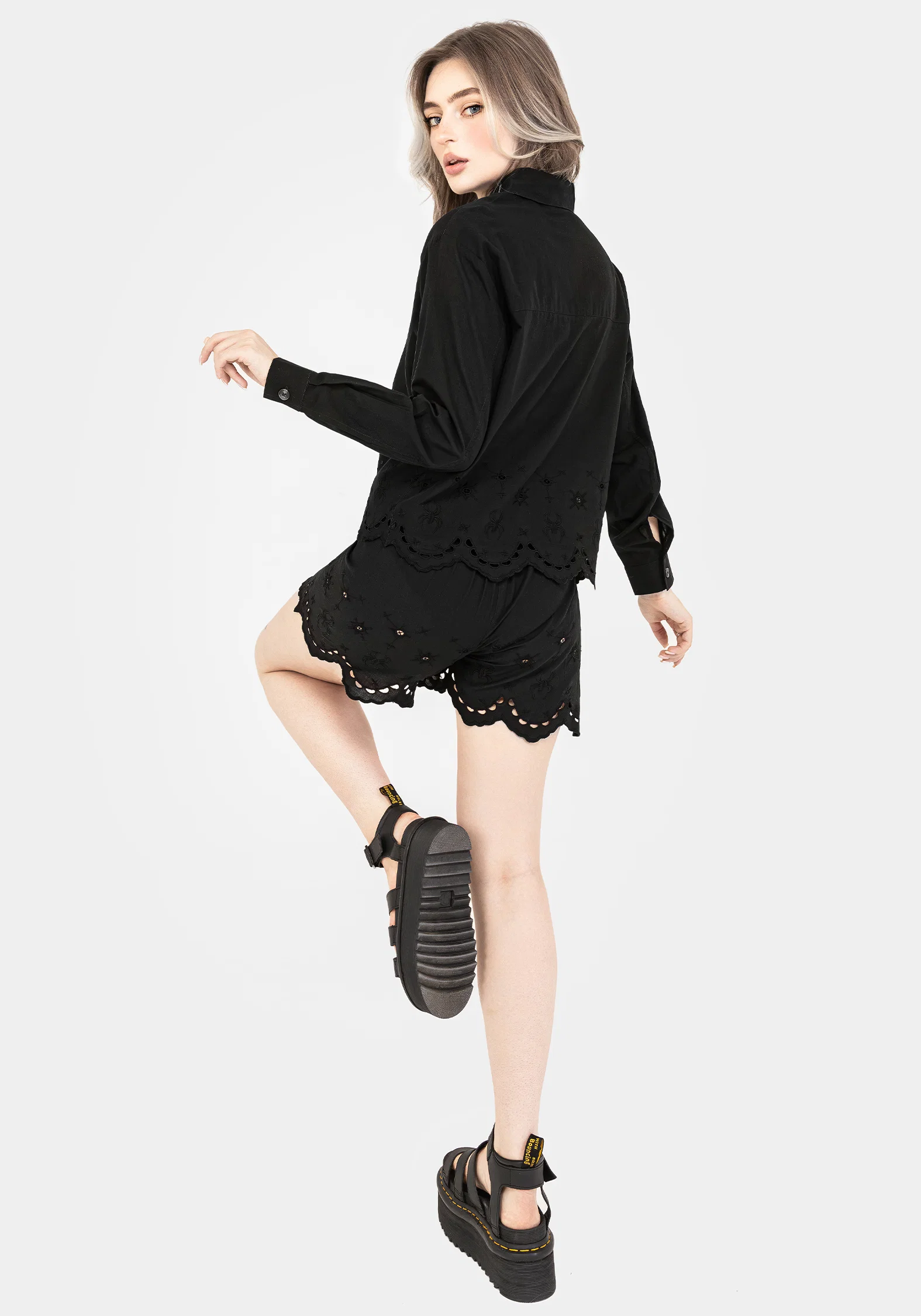 Synthweb Cotton Broderie Hem Shirt - Image 3