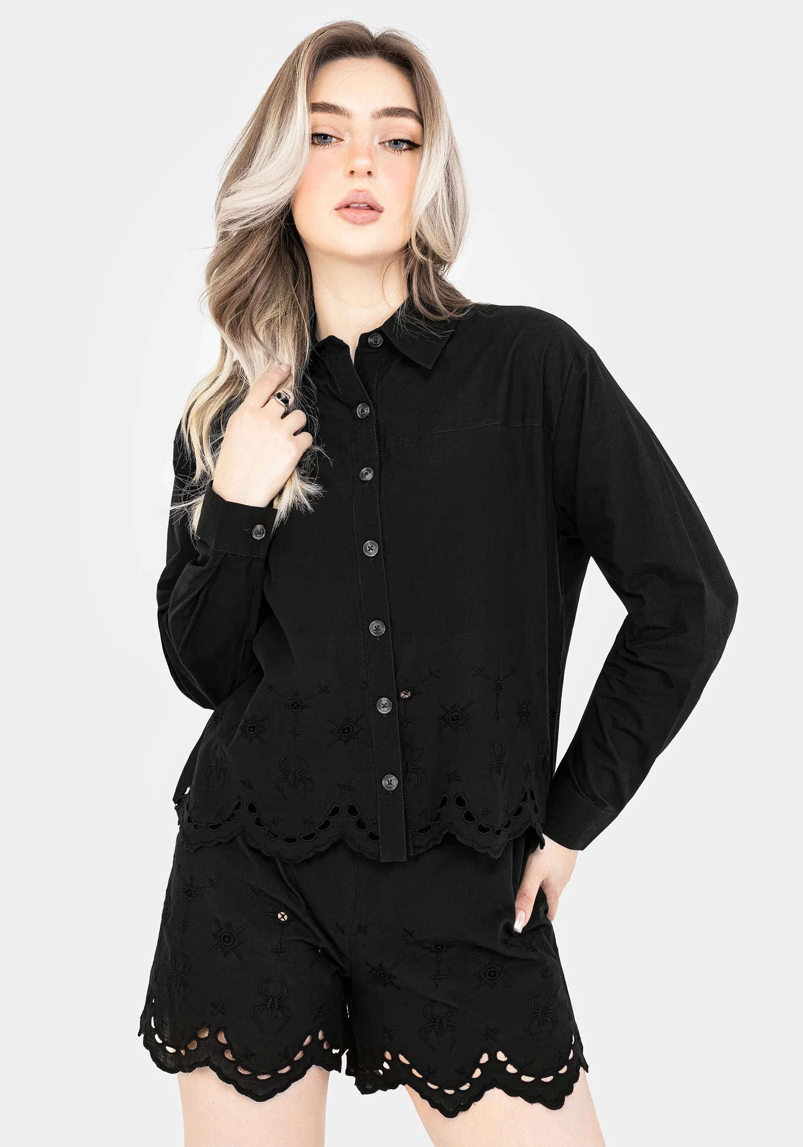 Synthweb Cotton Broderie Hem Shirt - Image 4