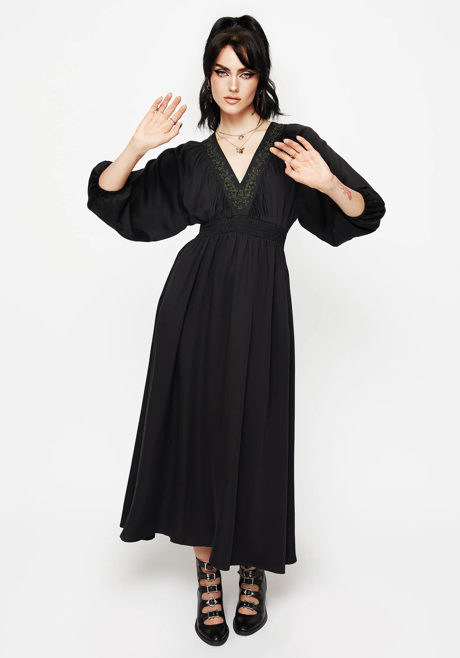 Veil Floral Embroidered Batwing Midaxi Dress - Image 5