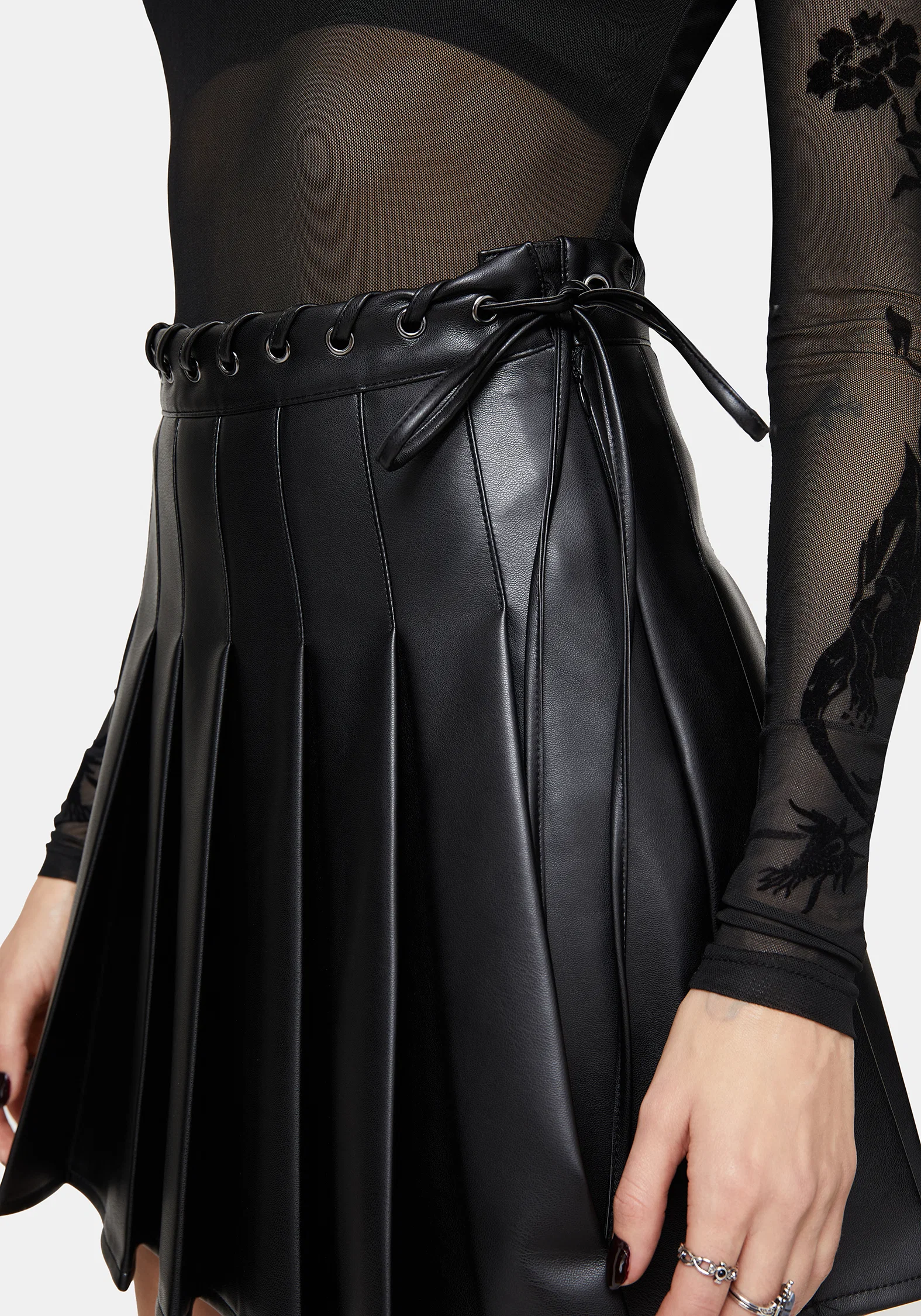Veluna Braided PU Pleated Skort - Image 2
