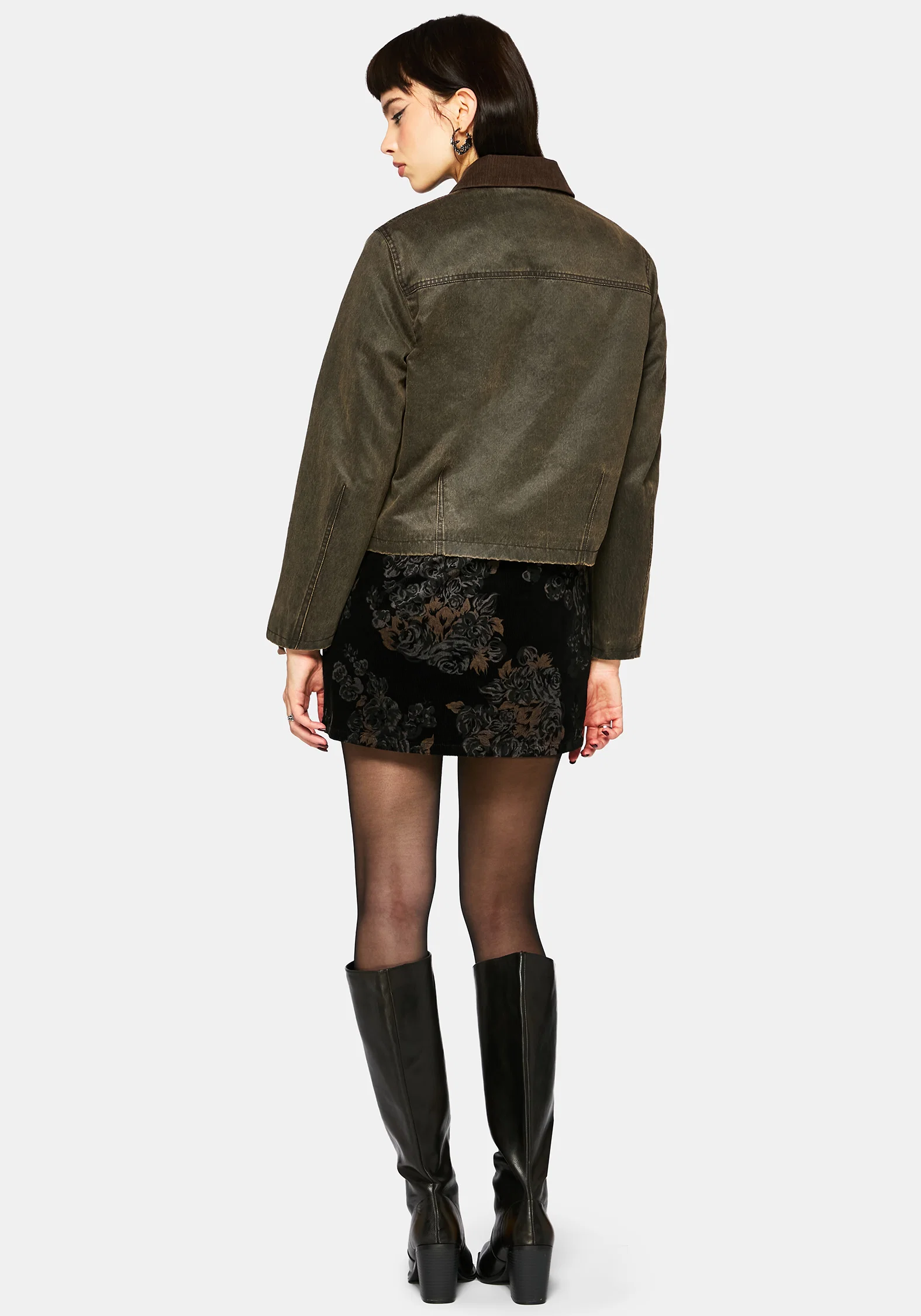 Vilethorn Waxed Cotton Dragon Embroidered Pocket Jacket - Image 6