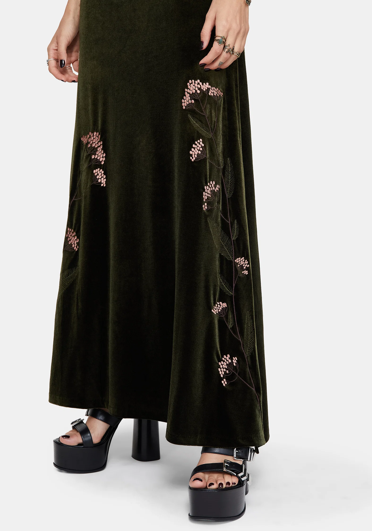 Virosa Floral Embroidered Velour Gown - Green - Image 2
