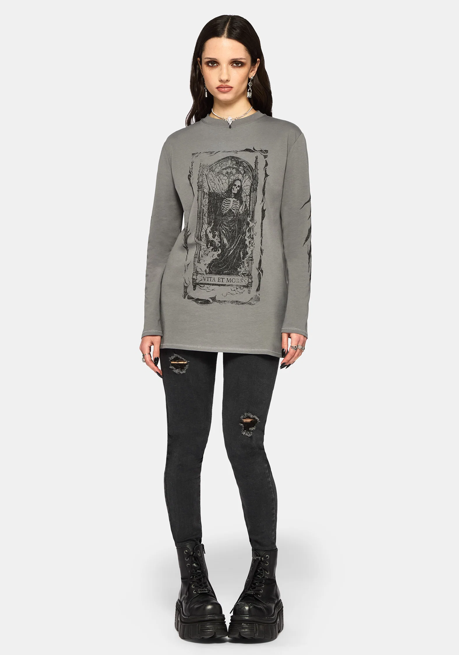 Vita et Mors Skate T-Shirt - Image 5