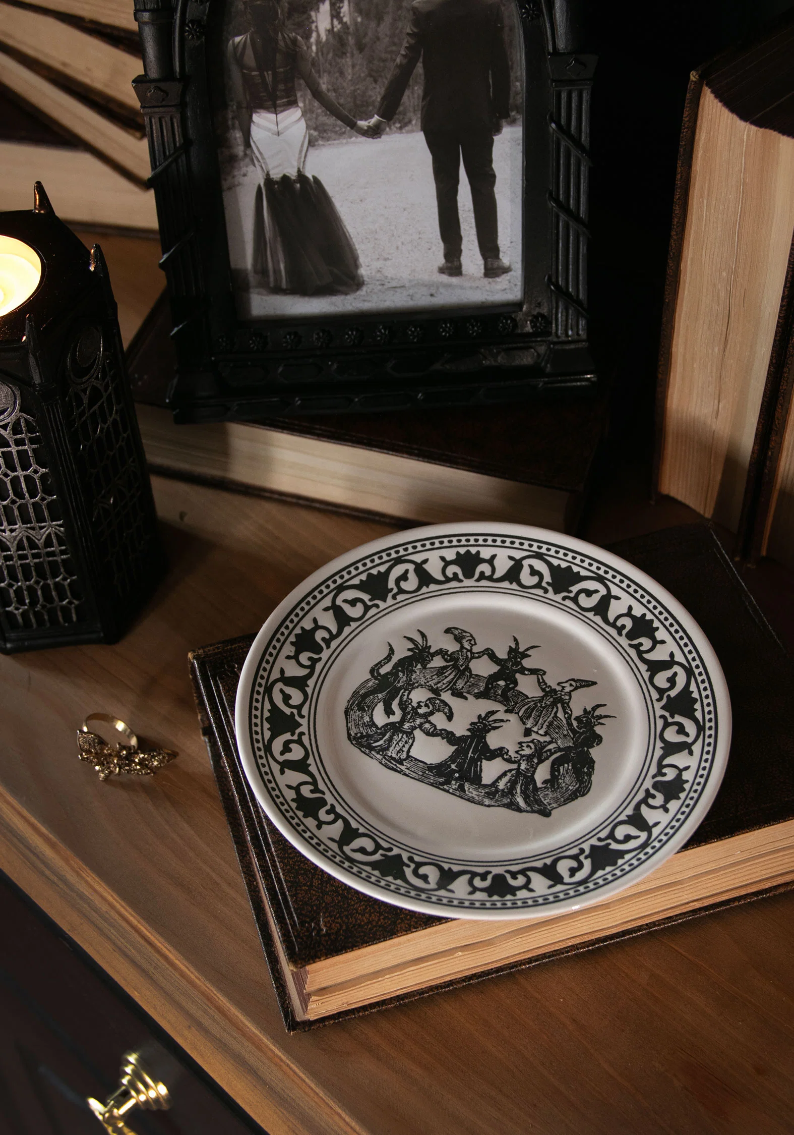 Woodcut Medieval Trinket Dish - Image 2