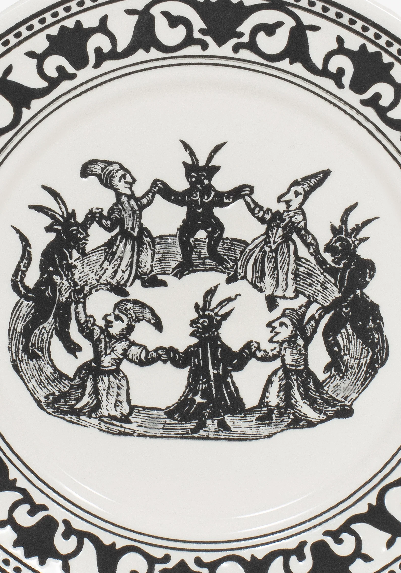 Woodcut Medieval Trinket Dish - Image 3