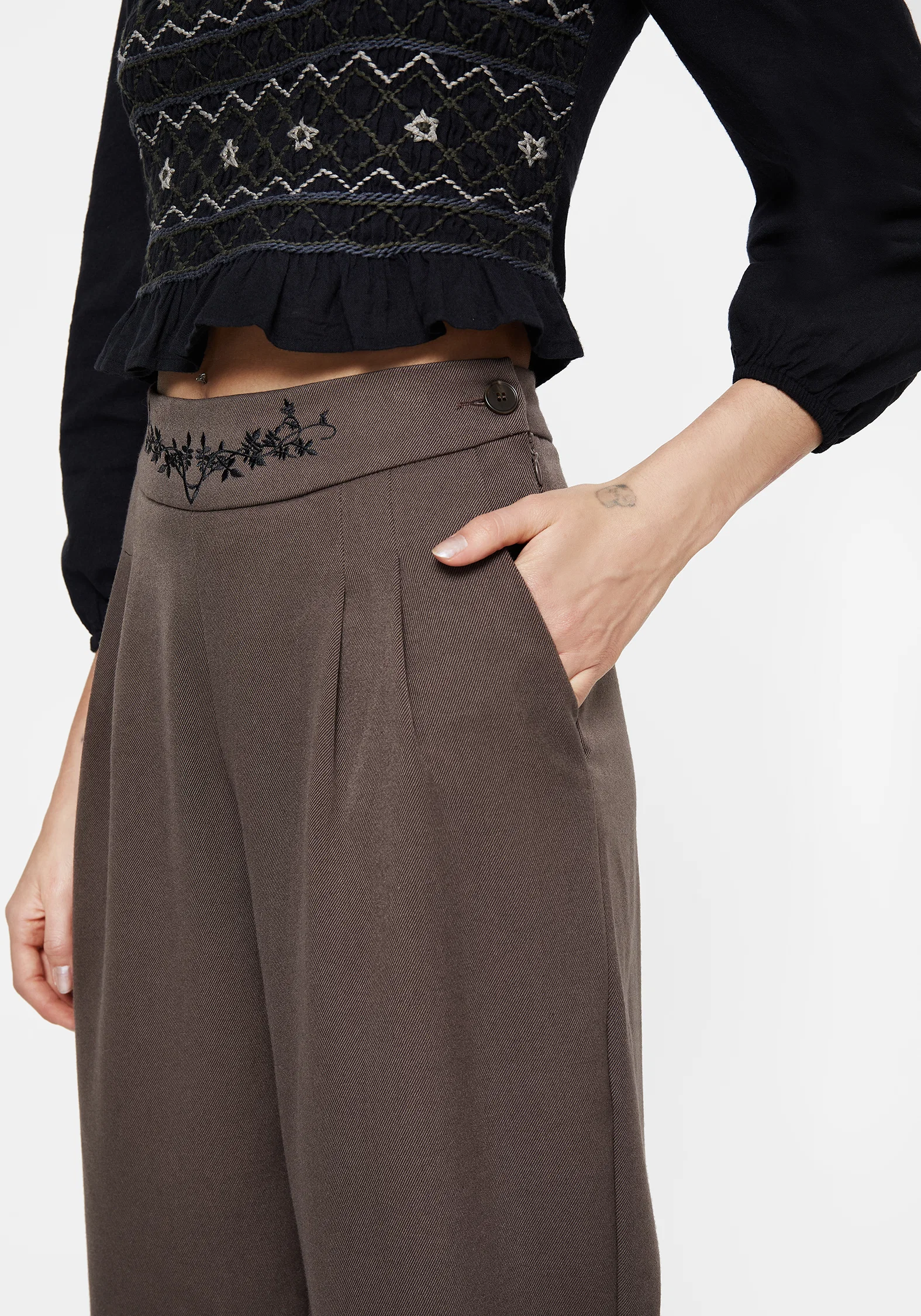 Woodruff Embroidered Balloon Leg Trouser - Image 6