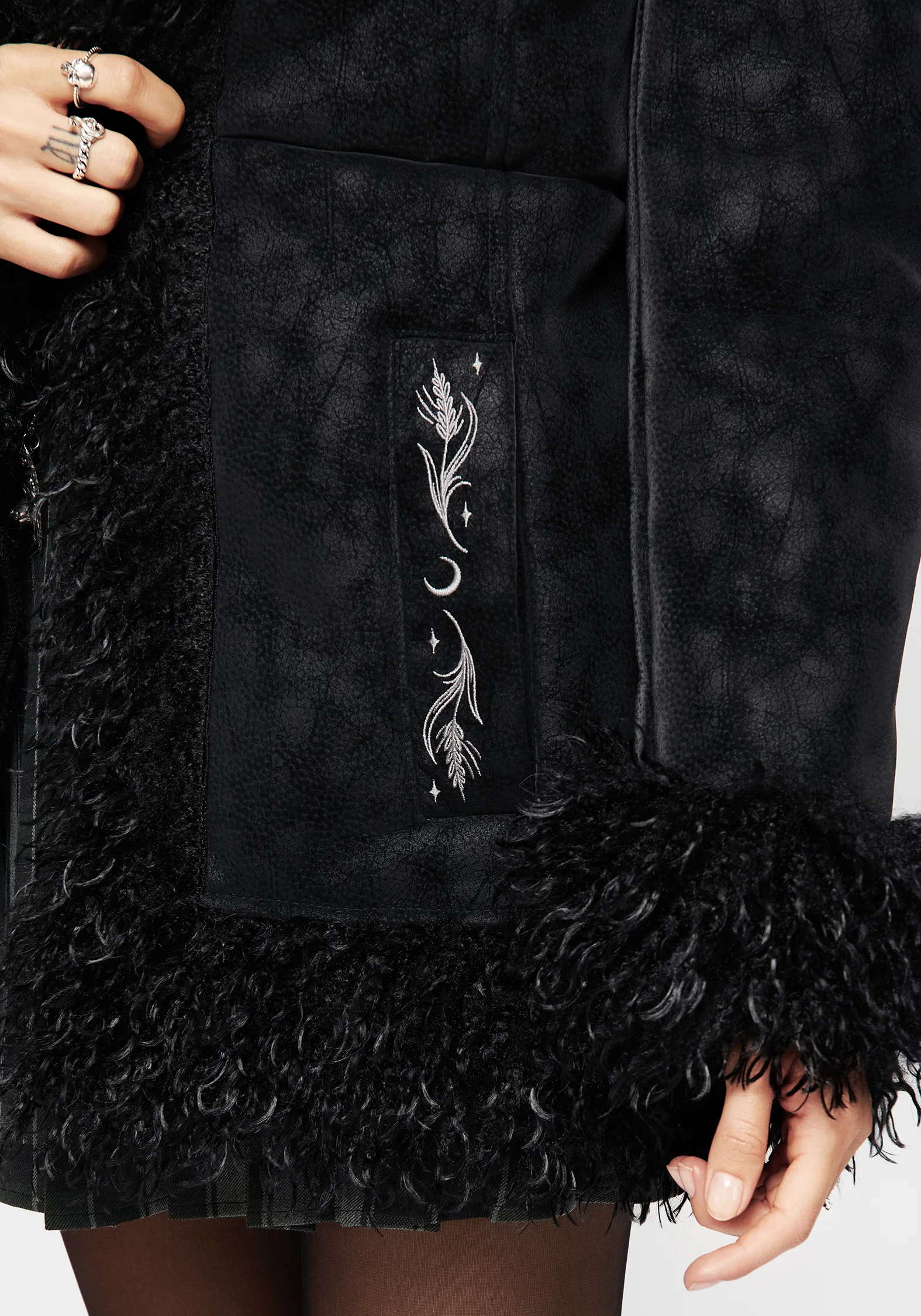 Ygritte Faux Fur Coat - Image 3